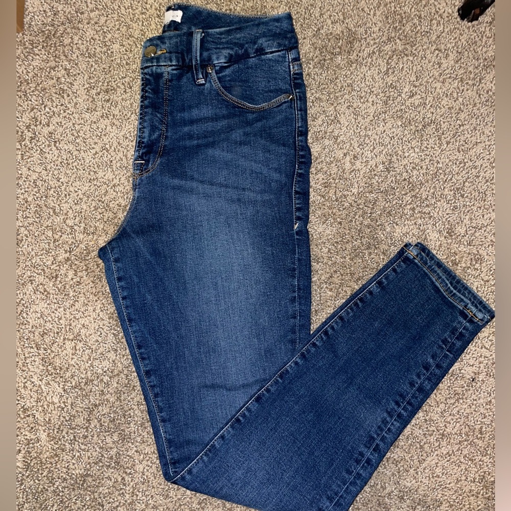 Good American good legs skinny jeans